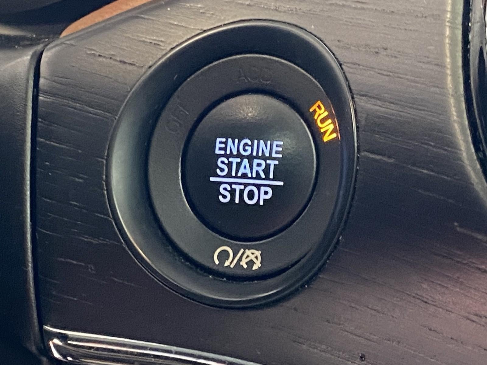 Used 2019 Jeep Grand Cherokee Summit AWD/4WD image 28