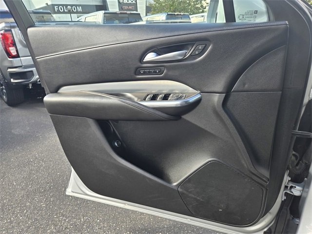 Used 2020 Cadillac XT4 Premium Luxury w/ Cold Weather Package image 23