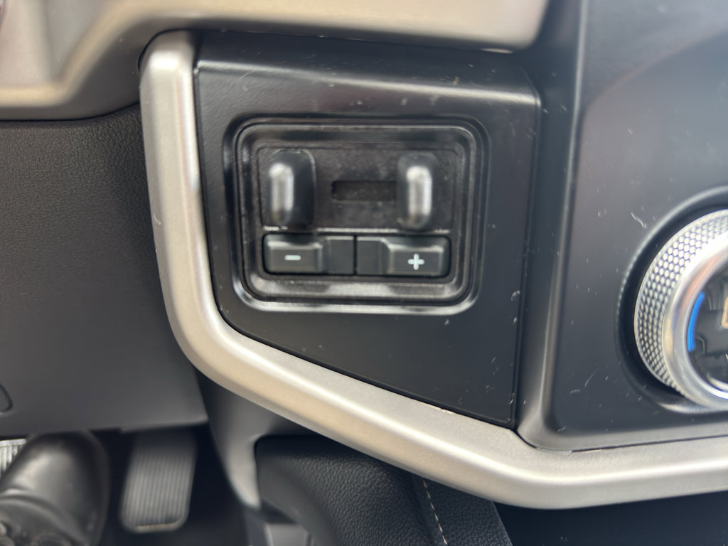 Used 2024 Ford Expedition Max XLT AWD/4WD image 14