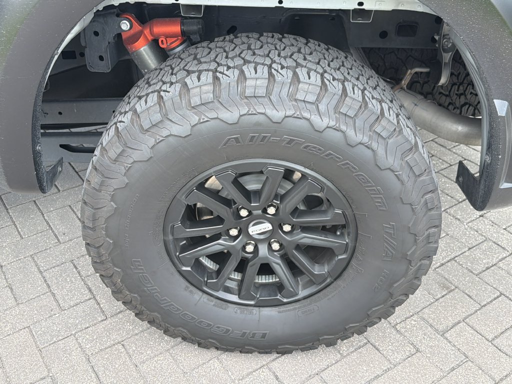 Used 2025 Ford F150 Raptor AWD/4WD image 32