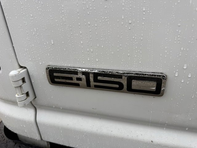 Used 2010 Ford E-150 and Econoline 150 image 6