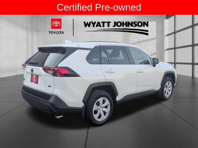 Certified 2025 Toyota RAV4 LE FWD image 5