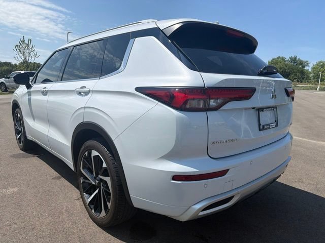 Used 2024 Mitsubishi Outlander SEL Black Edition AWD/4WD image 15