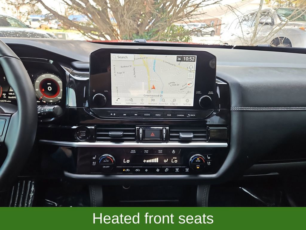 Used 2025 Nissan Pathfinder Platinum image 16