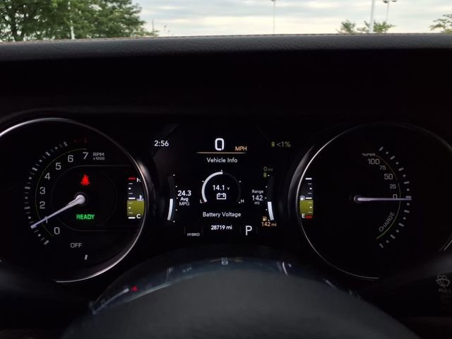 Used 2022 Jeep Wrangler Unlimited Sahara image 14