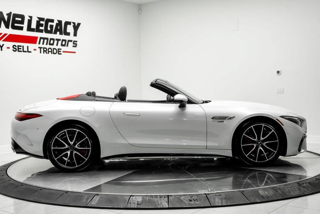 Used 2023 Mercedes-Benz SL 55 AMG 4MATIC image 7