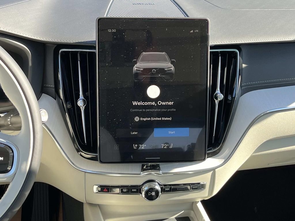 New 2026 Volvo XC60 B5 Ultra w/ Climate Package image 16