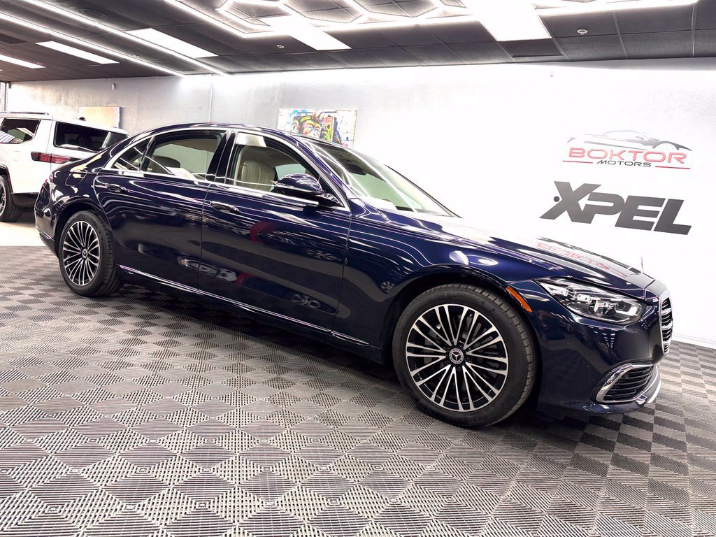 Used 2024 Mercedes-Benz S 580 4MATIC Sedan image 2