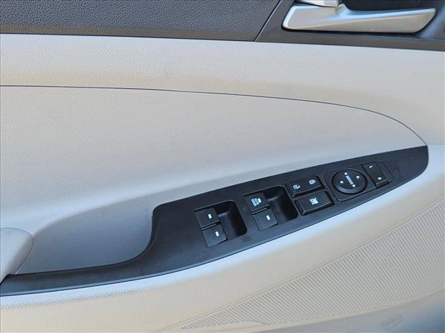 Used 2017 Hyundai Tucson SE FWD image 18