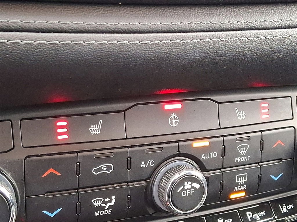 Used 2022 Dodge Durango GT image 19