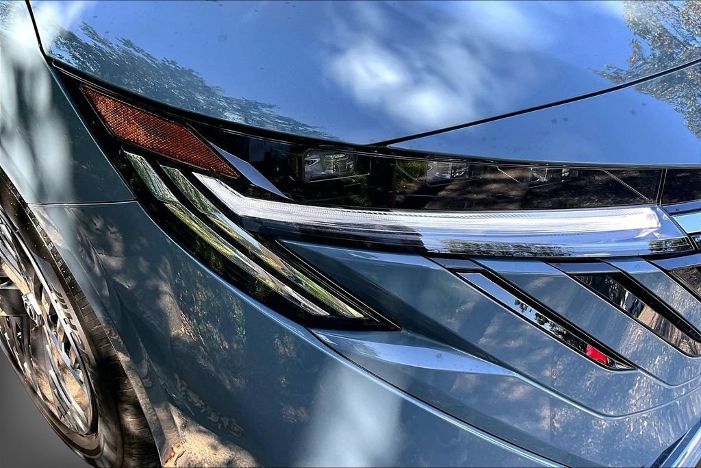 New 2026 Nissan Sentra SV FWD image 38