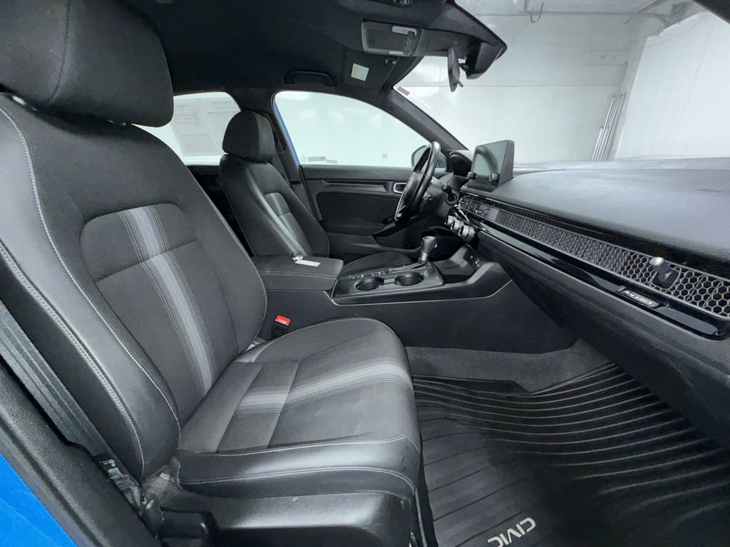 Used 2023 Honda Civic Sport image 13