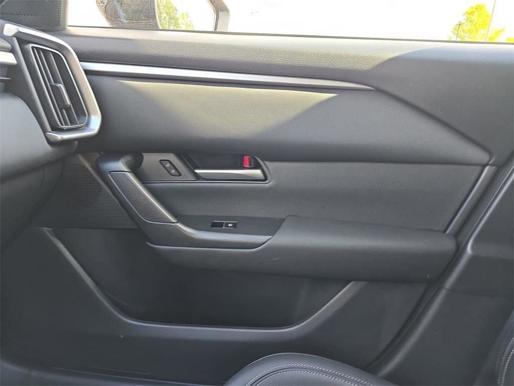 Used 2025 MAZDA CX-50 2.5 Hybrid w/ Weather Package image 23