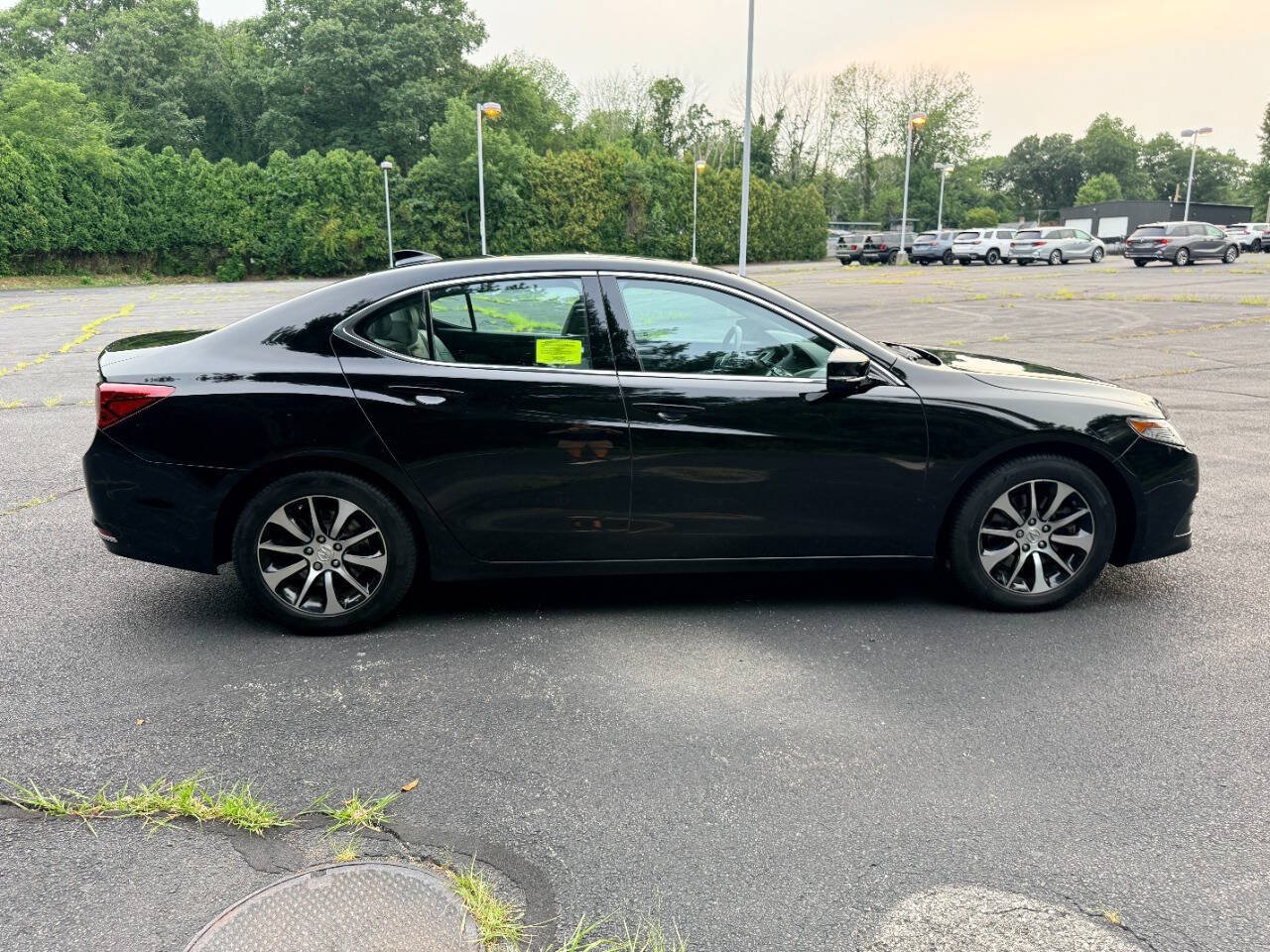 Used 2015 Acura TLX w/ Technology Package FWD image 3