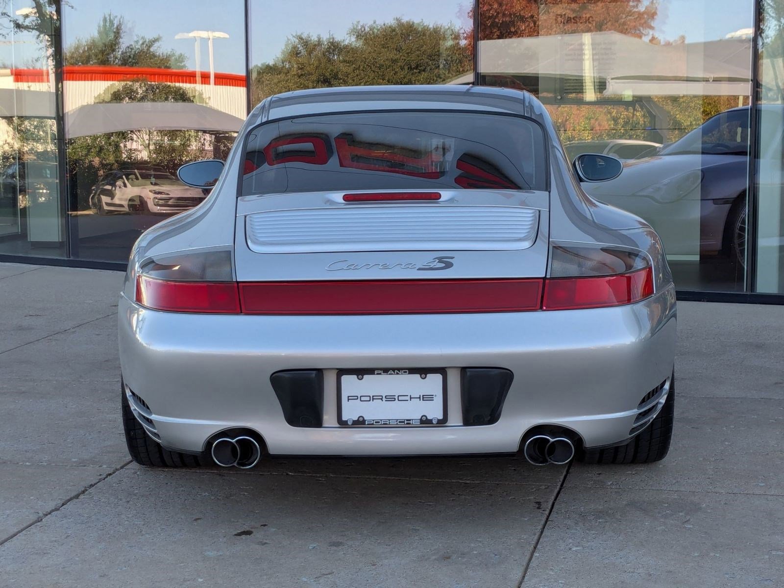 Used 2004 Porsche 911 Carrera 4S image 10