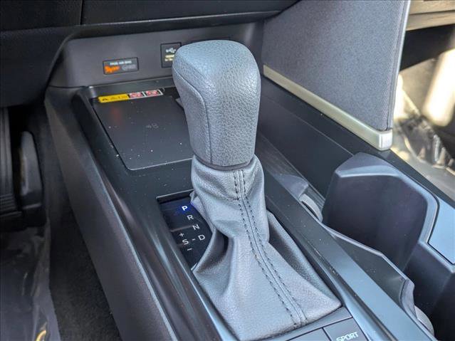 Used 2025 Toyota Camry LE image 12