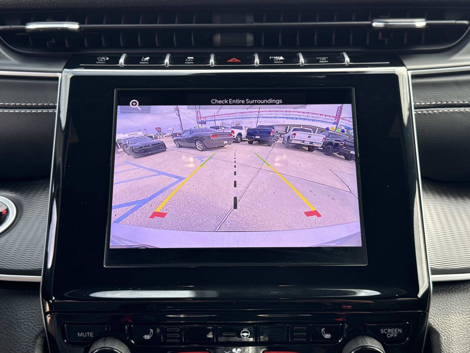 Used 2025 Jeep Grand Cherokee L Altitude image 26