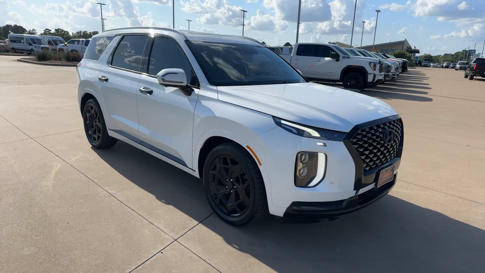 Used 2022 Hyundai Palisade Calligraphy FWD image 3