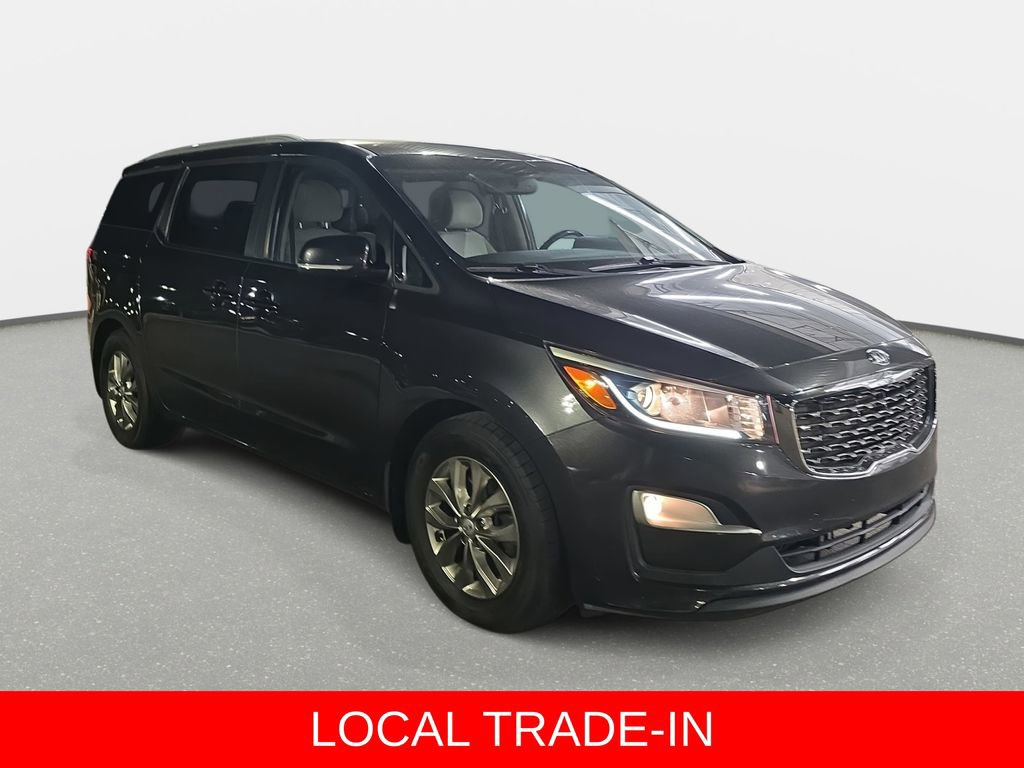 Used 2019 Kia Sedona LX image 3