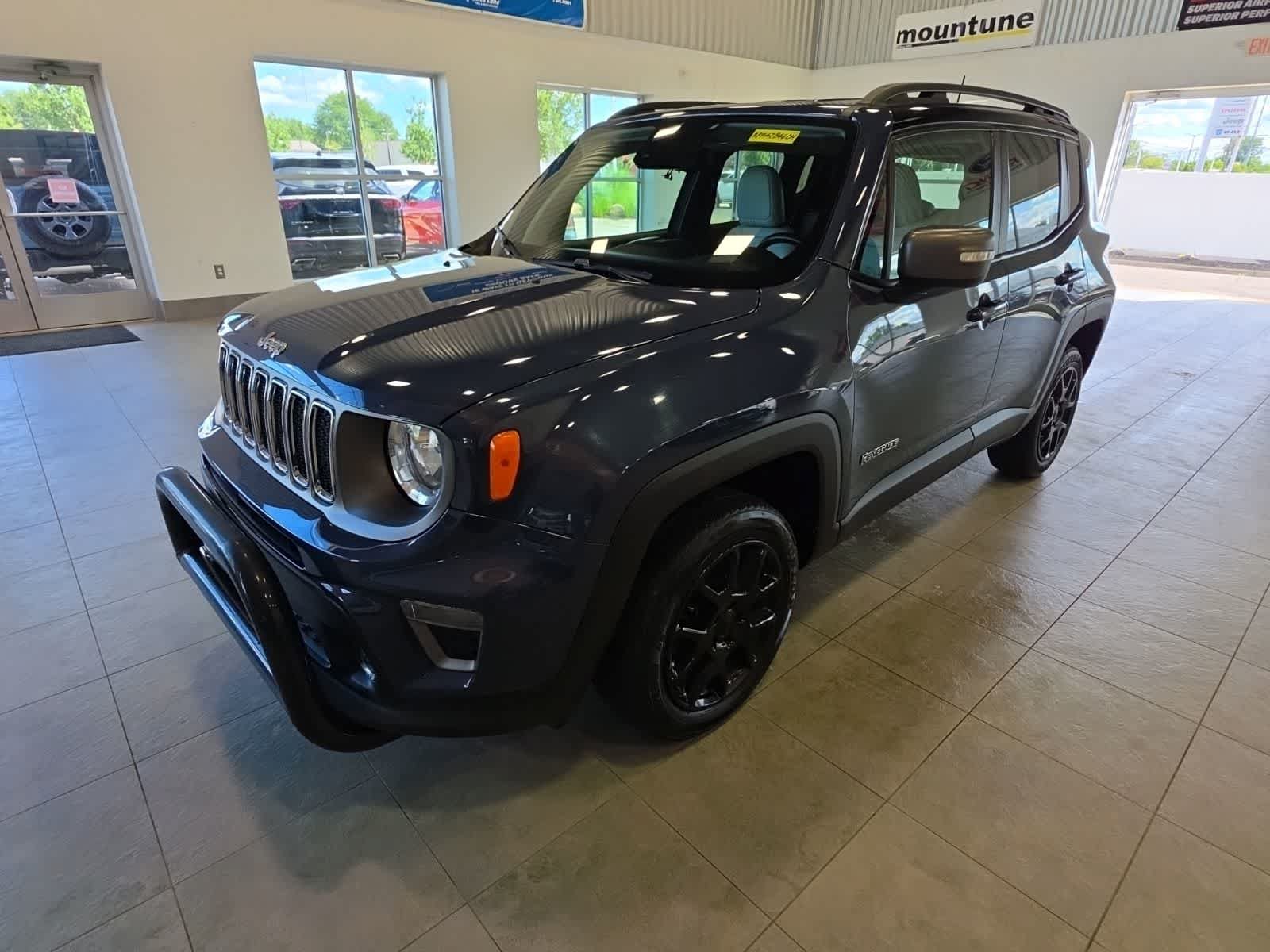 Used 2021 Jeep Renegade Limited w/ Trailer Tow Group AWD/4WD image 1