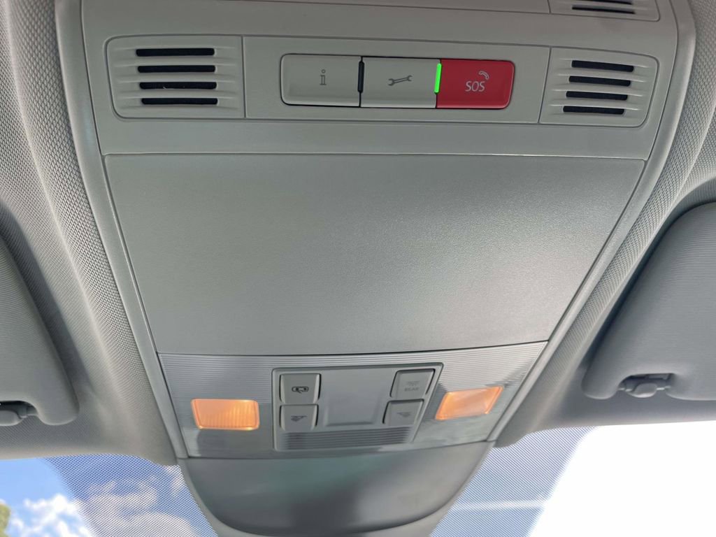 Used 2025 Volkswagen Taos S AWD/4WD image 24