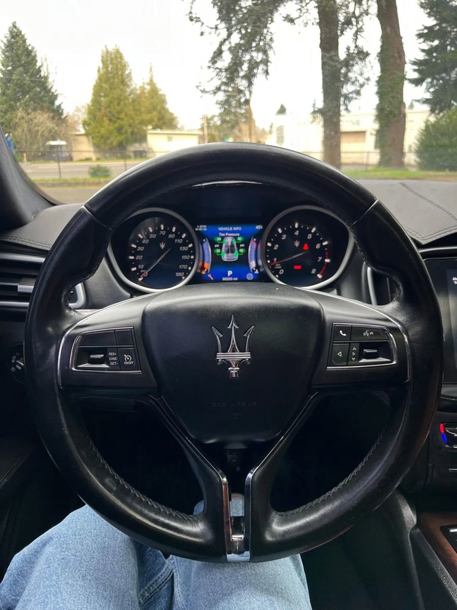 Used 2017 Maserati Ghibli w/ Luxury Package image 15