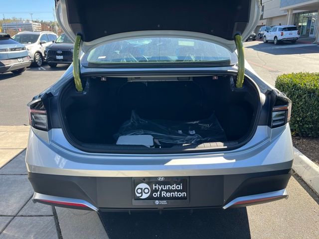 New 2026 Hyundai Sonata SE FWD image 12
