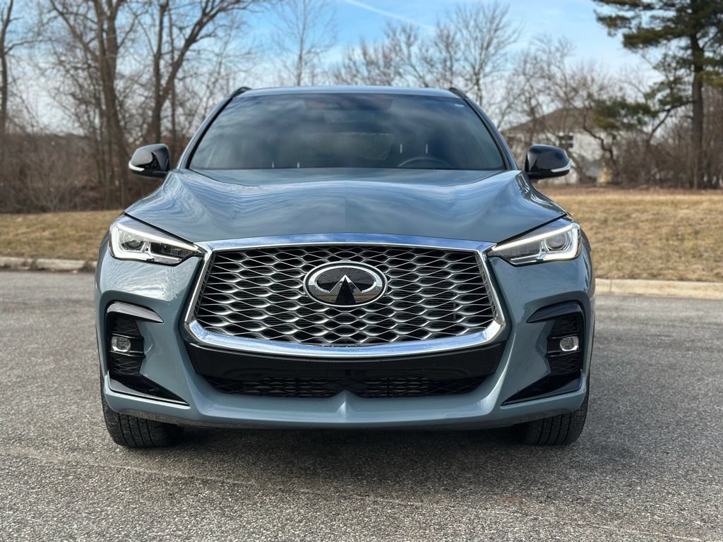 Used 2025 INFINITI QX55 Luxe w/ Cargo Package image 2