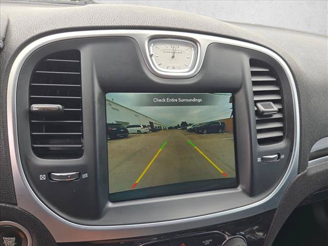 Used 2022 Chrysler 300 Touring L RWD image 14