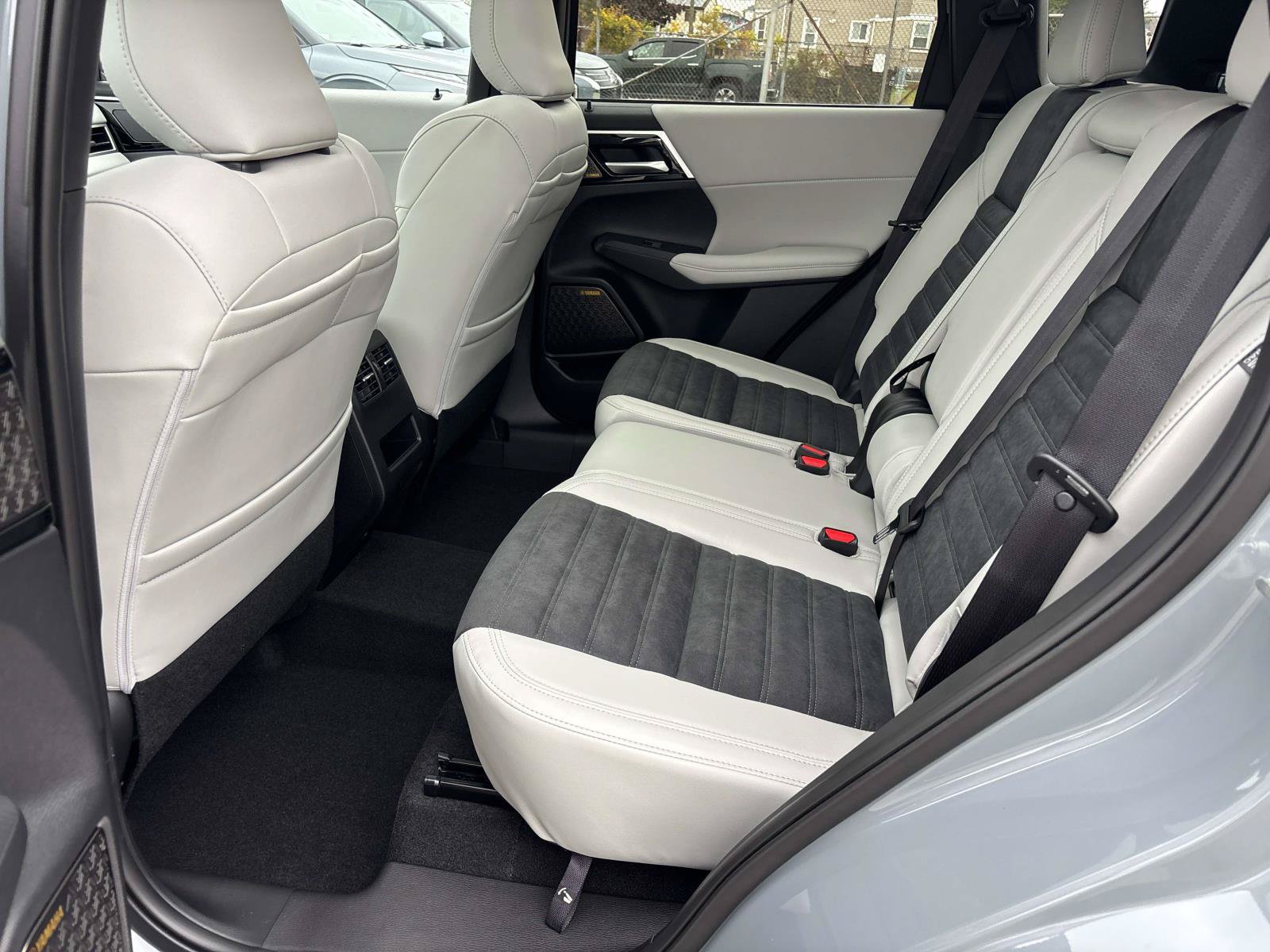 New 2026 Mitsubishi Outlander SE AWD/4WD image 7
