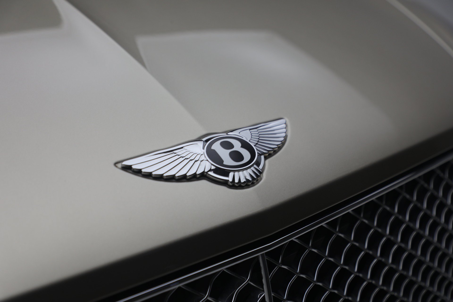 Certified 2021 Bentley Bentayga AWD/4WD image 13