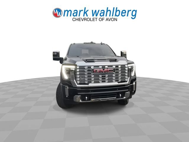 Used 2025 GMC Sierra 2500 Denali w/ Max Trailering Package AWD/4WD image 3