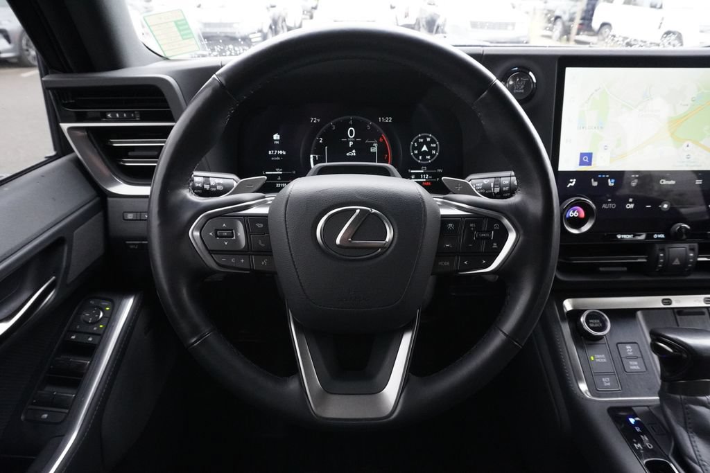 Used 2024 Lexus GX 550 w/ Accessory Package (Z1) AWD/4WD image 10