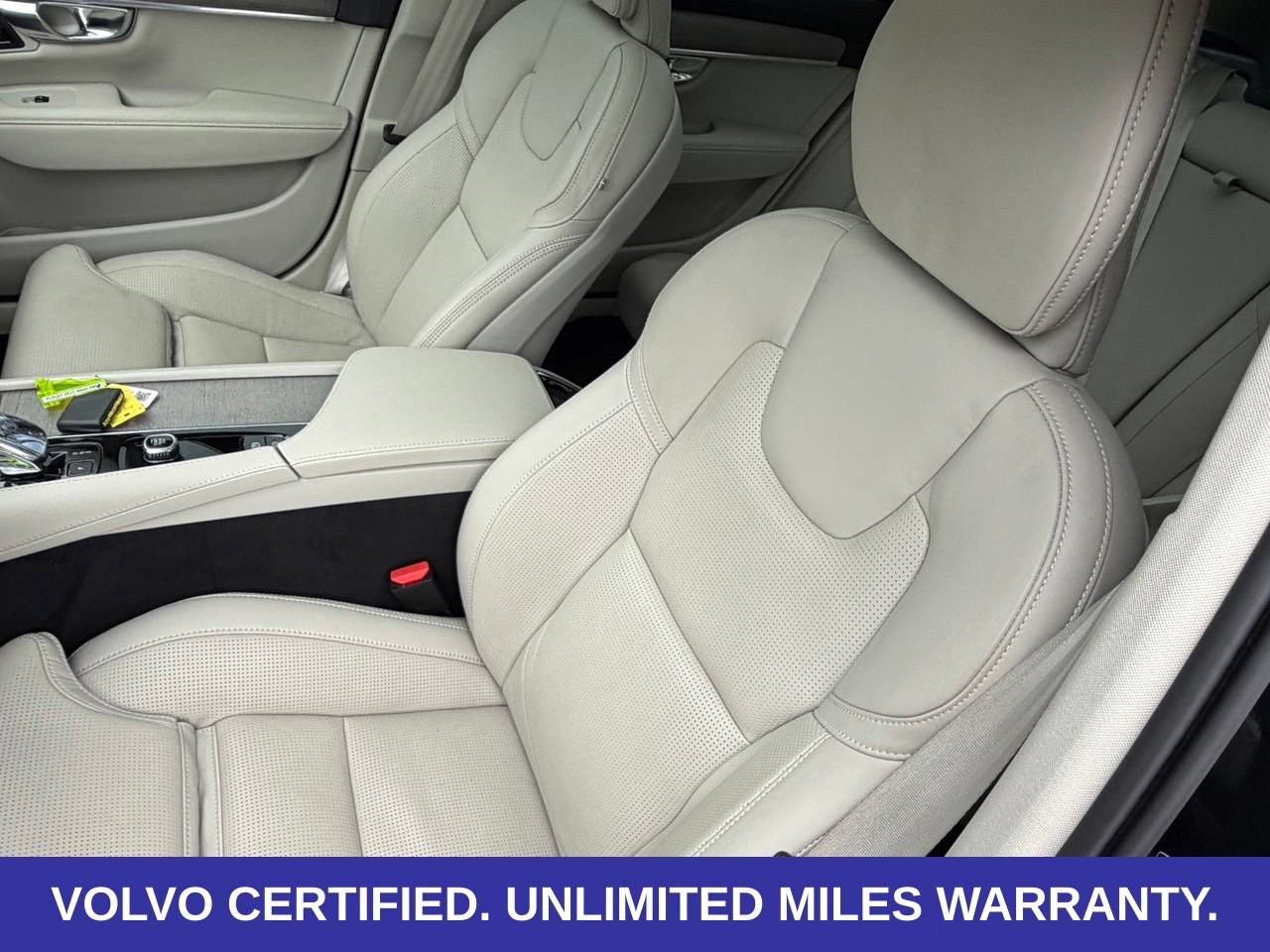 Certified 2025 Volvo V90 B6 Cross Country Ultra AWD/4WD image 27