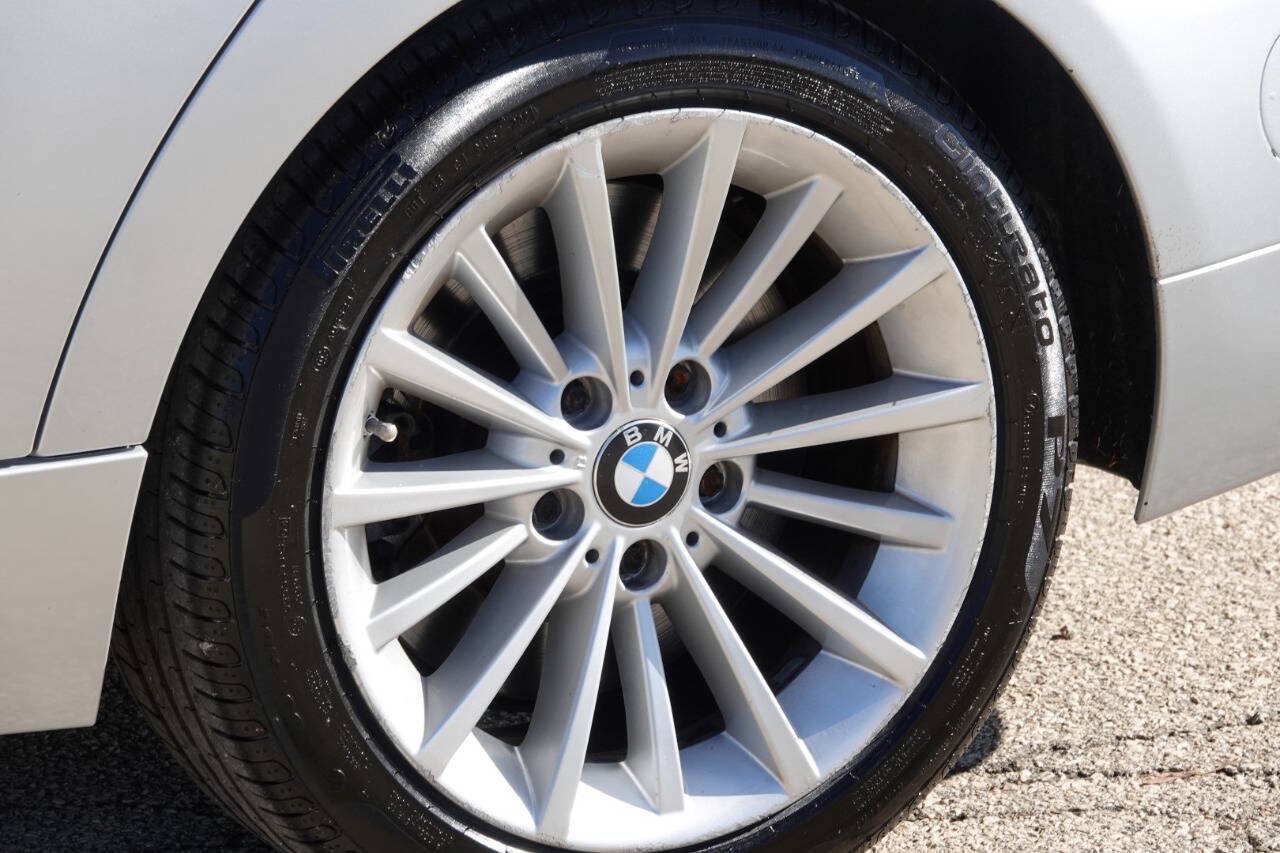 Used 2011 BMW 335d Sedan RWD image 37