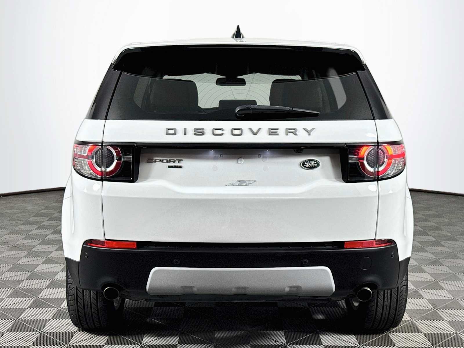 Used 2018 Land Rover Discovery Sport HSE AWD/4WD image 6