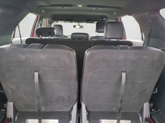 Used 2018 Ford Explorer XLT w/ Equipment Group 202A image 6