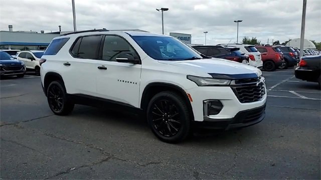 Certified 2023 Chevrolet Traverse RS image 2