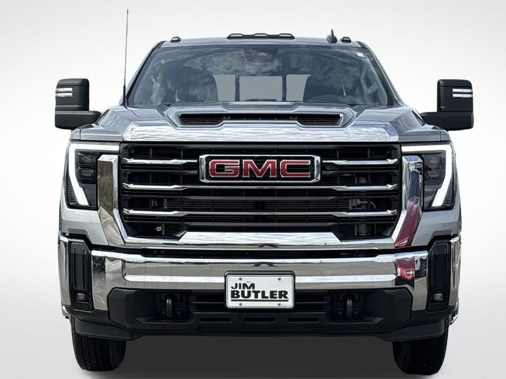 Used 2025 GMC Sierra 3500 SLE w/ Preferred Package AWD/4WD image 11