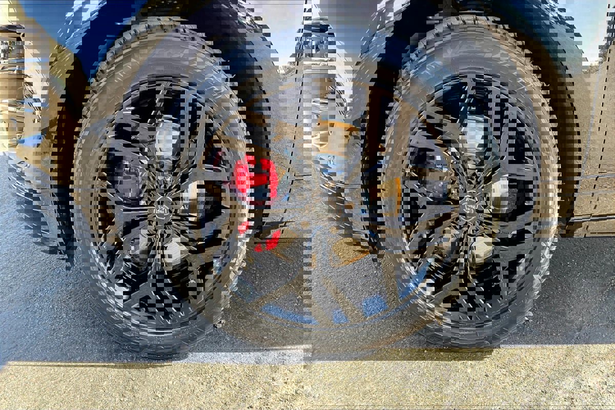 Used 2023 Land Rover Range Rover Evoque R-Dynamic S image 8