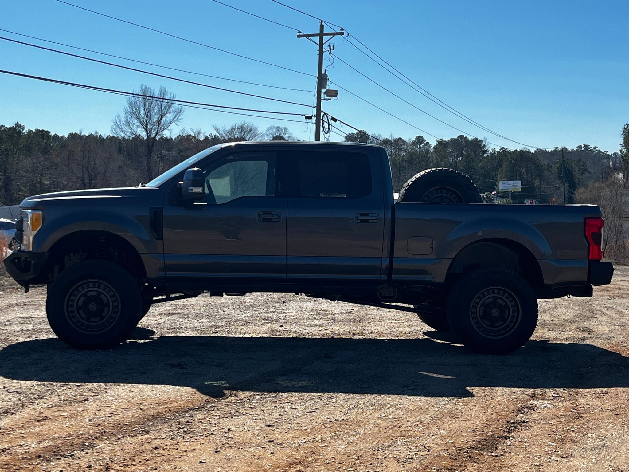 Used 2017 Ford F250 Lariat w/ Lariat Ultimate Package image 6