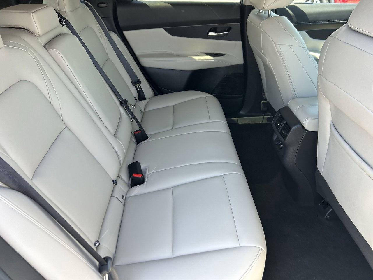 Certified 2025 Nissan Murano SV w/ Cargo Package image 12