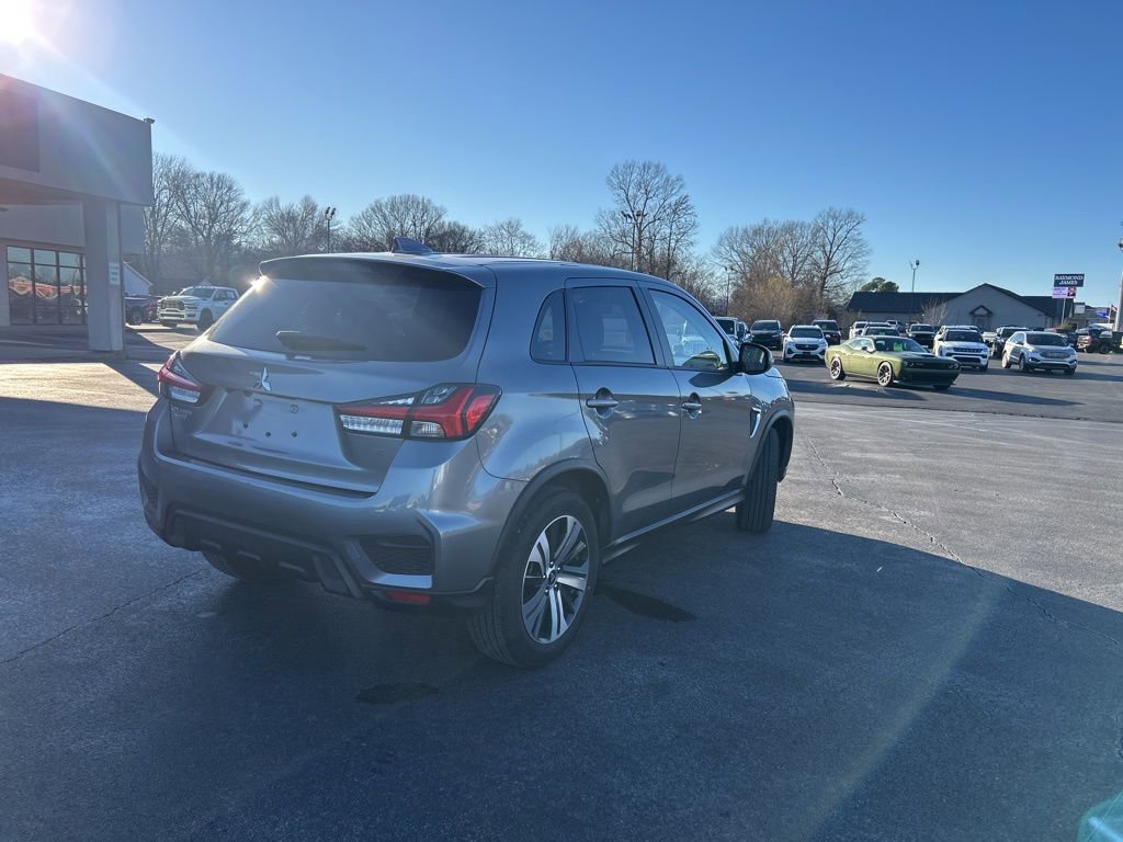 Used 2025 Mitsubishi Outlander Sport AWD image 4