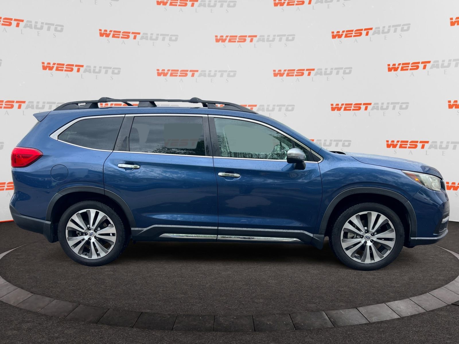 Used 2019 Subaru Ascent Touring AWD/4WD image 6