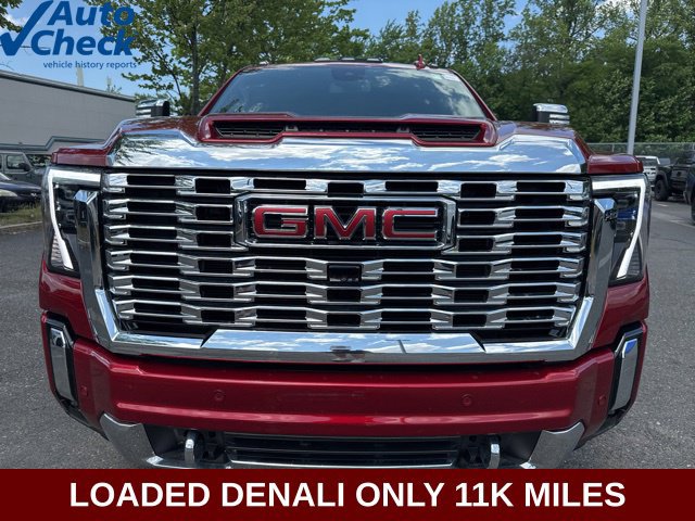 Used 2024 GMC Sierra 3500 Denali AWD/4WD image 2