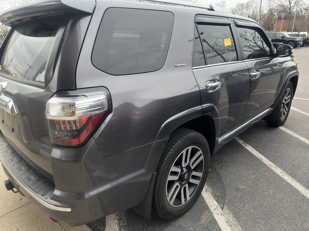 Used 2016 Toyota 4Runner Limited image 4