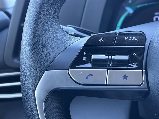 Certified 2025 Hyundai Elantra Blue image 19