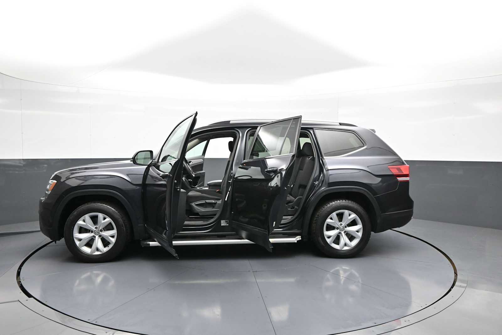 Used 2018 Volkswagen Atlas S AWD/4WD image 43