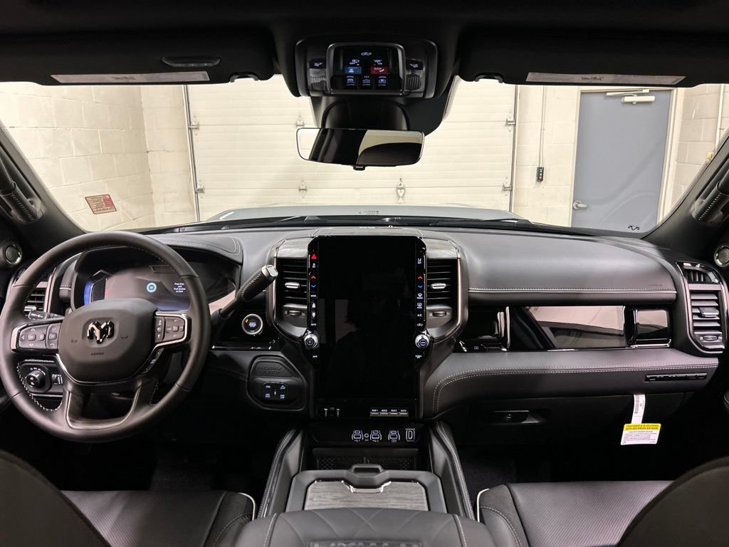 New 2026 RAM 2500 Limited AWD/4WD image 17