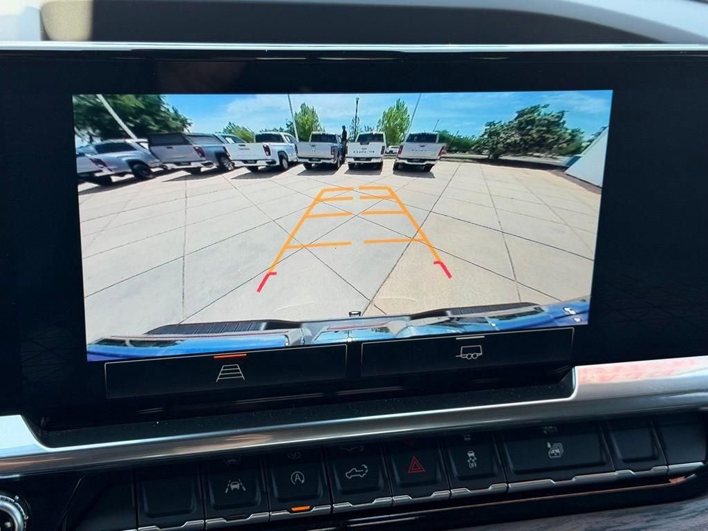 Used 2025 GMC Sierra 1500 SLT w/ SLT Premium Package image 24